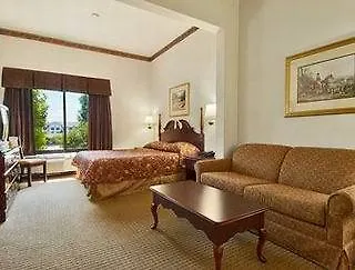 Spark By Hilton Charlotte Tyvola I-77 Hotel